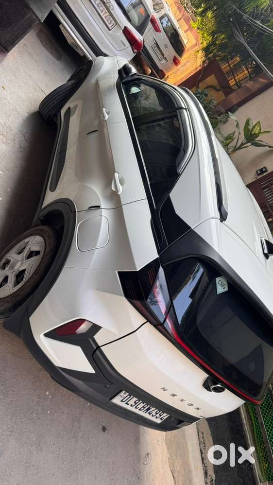 Tata Nexon Pure Plus S Cng  2026