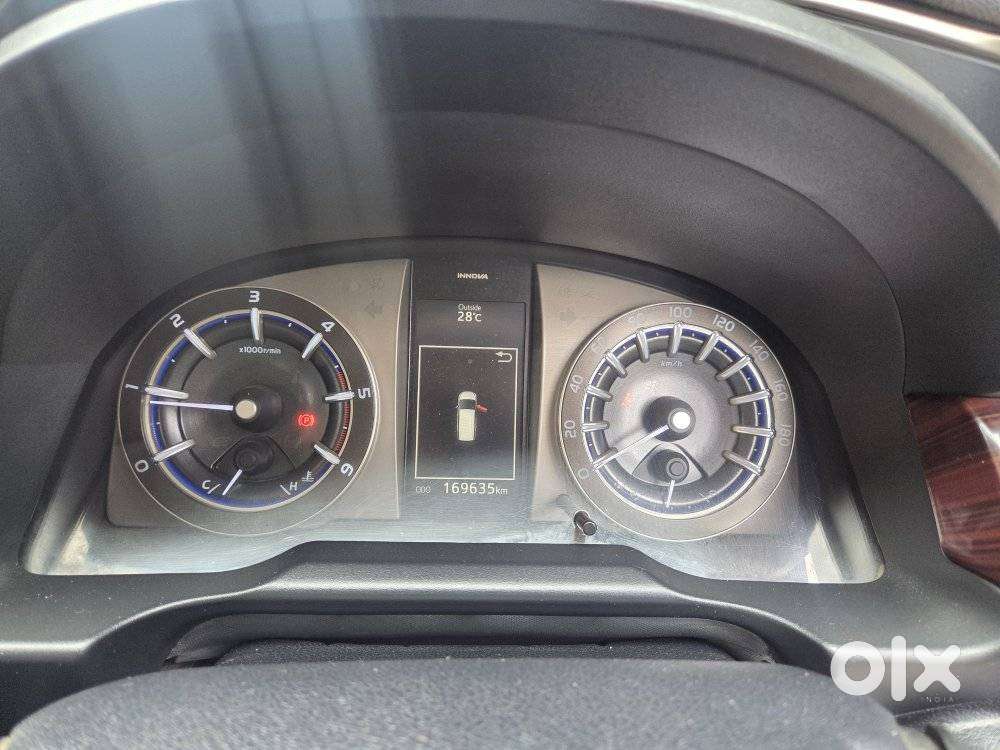 Toyota Innova Crysta 2.4 Z 7 Str, 2016, Diesel