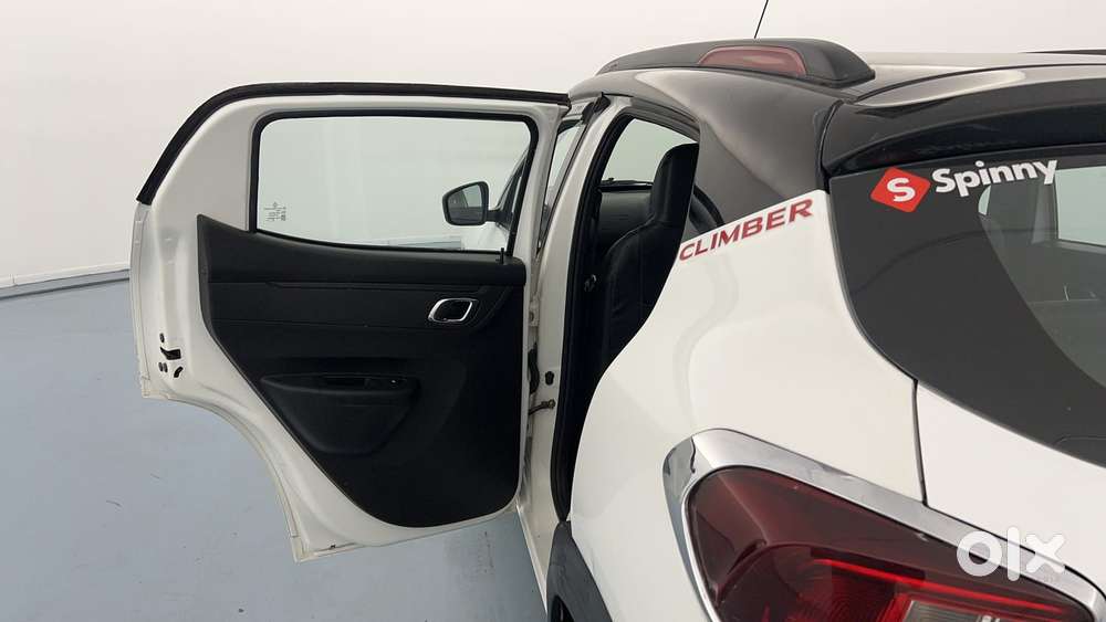 Renault Kwid 1.0 Climber (o) Dual Tone, 2022, Petrol