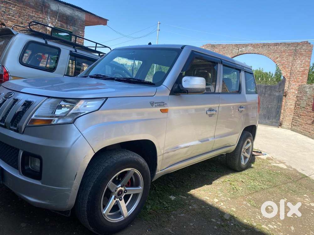 Mahindra Tuv 300 2016 Diesel 100000 Km Driven