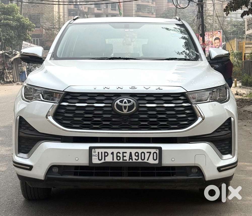 Toyota Innova Hycross 2.0 Vx Hybrid 7 Str, 2024, Petrol