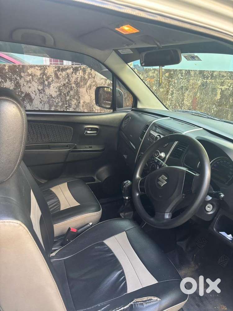 Maruti Suzuki Wagon R Stingray 2015 Petrol Well Maintained