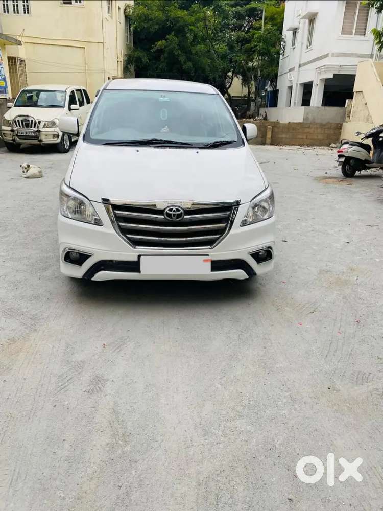 Toyota Innova 2.5 G 2013