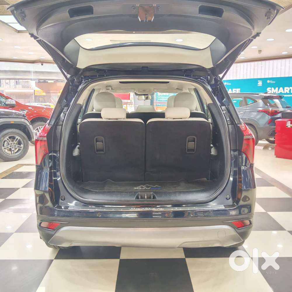 Mahindra Xuv700 2.2 Ax 7 Diesel Mt Luxury Pack Str, 2023, Diesel