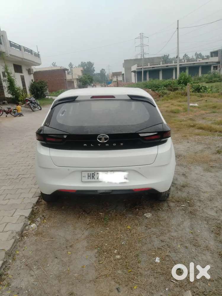 Tata Altroz 1.2 Petrol Manual 2021