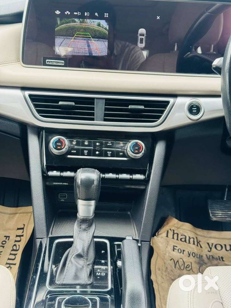 Mahindra Xuv700 2.2 Ax 7 Diesel At Str, 2023, Diesel