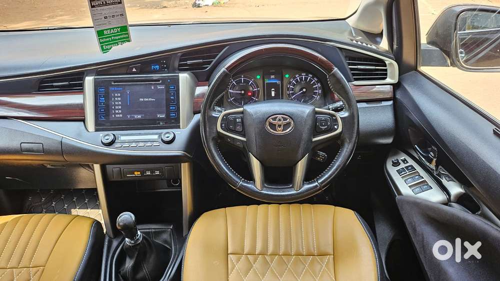 Toyota Innova Crysta