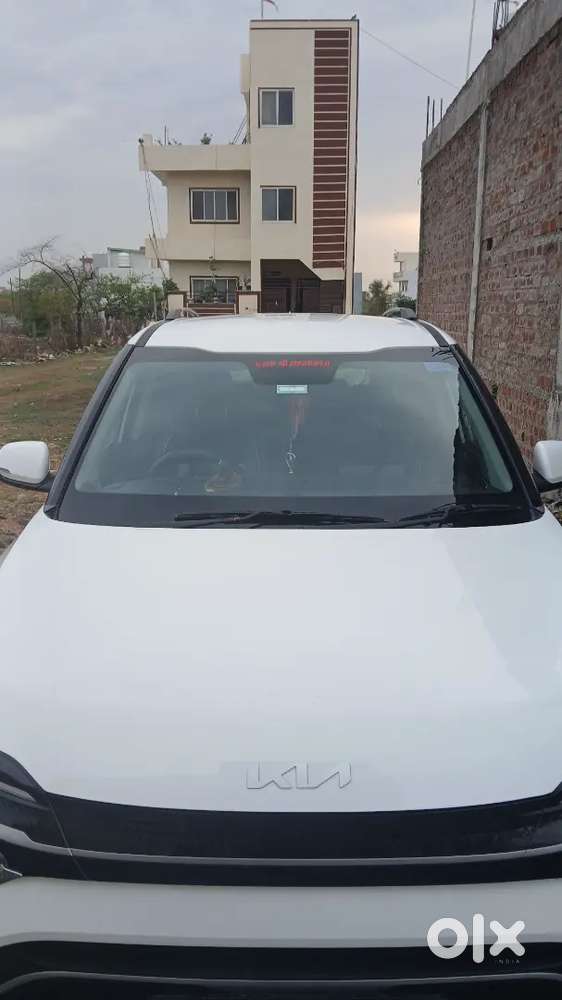 Kia Carens Petrol Manual 2024