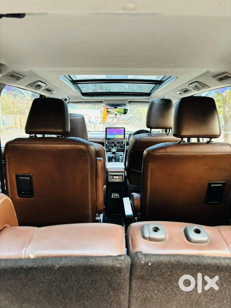 Toyota Innova Hycross 2.0 Zx Hybrid 7 Str, 2023, Electric