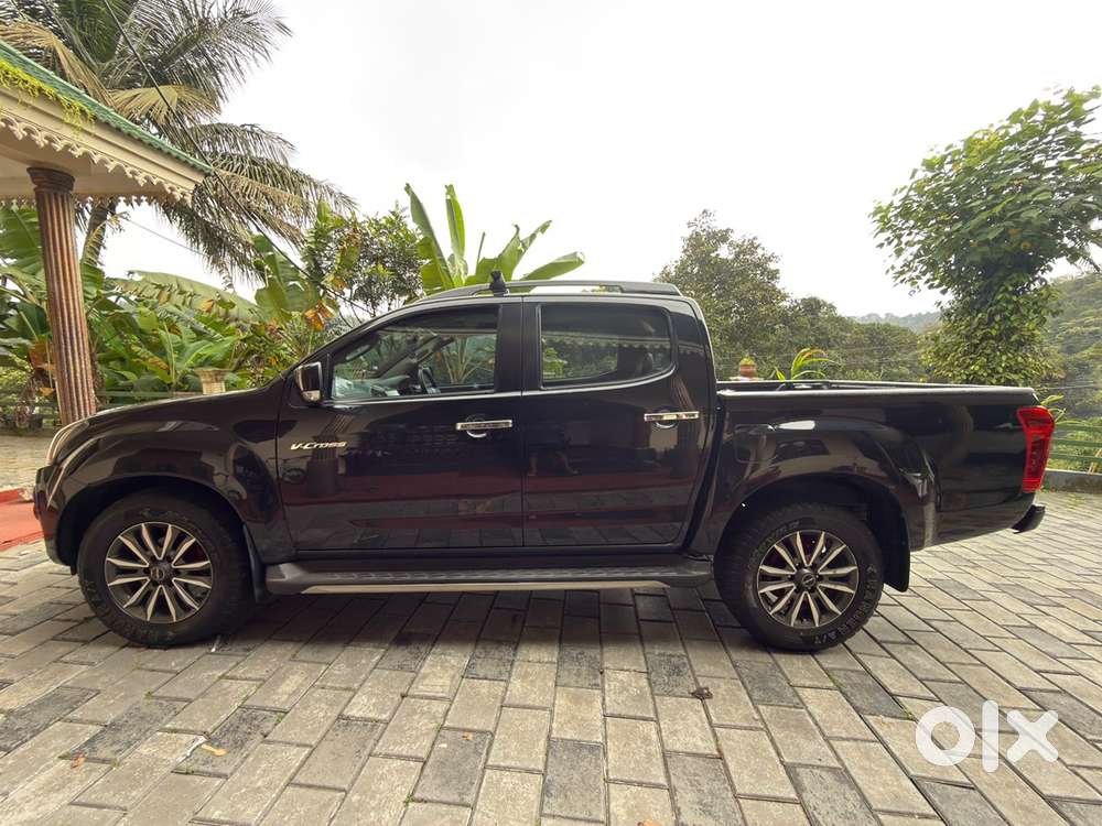 Isuzu V-cross 2023 Diesel