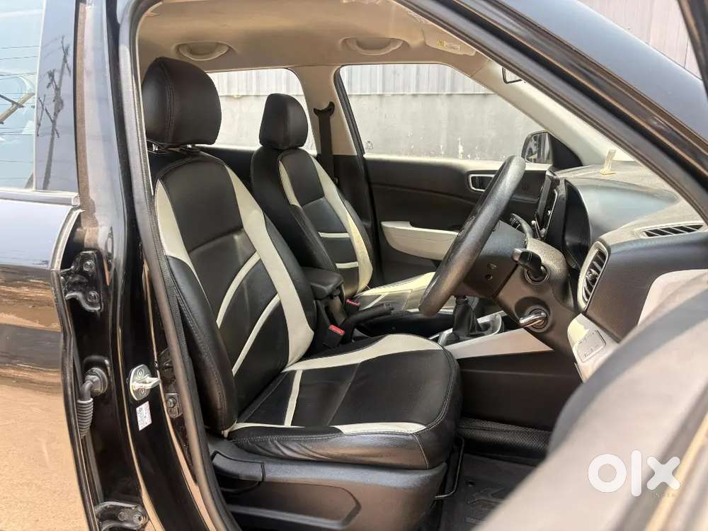 Hyundai Venue 2023 Petrol Good Condition