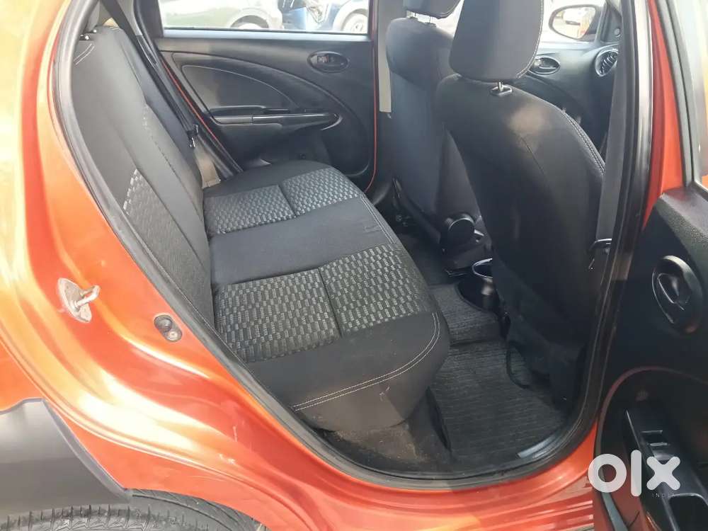 Toyota Etios Cross 1.2 Petrol 2015