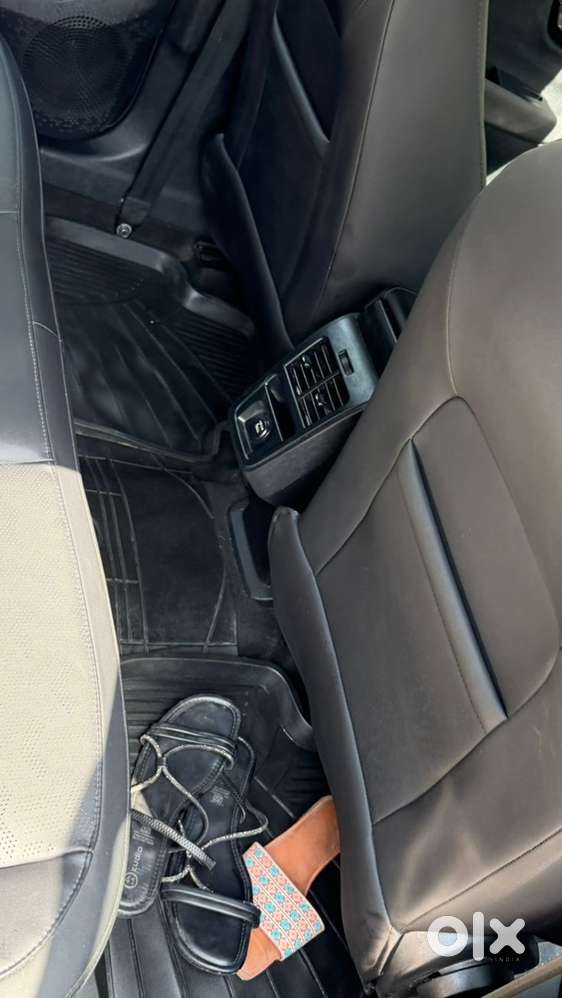 Tata Altroz Petrol 2023