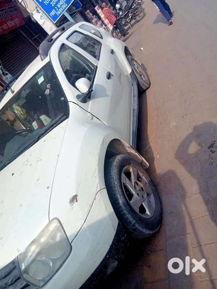 Car Renault Duster