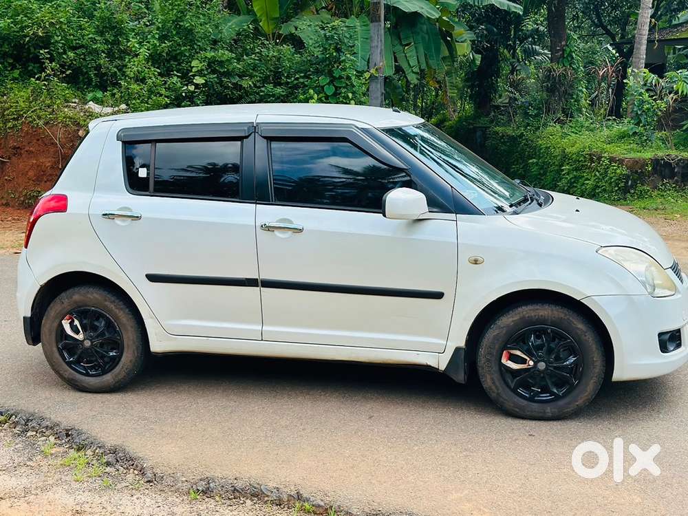 Maruti Suzuki Swift 2010