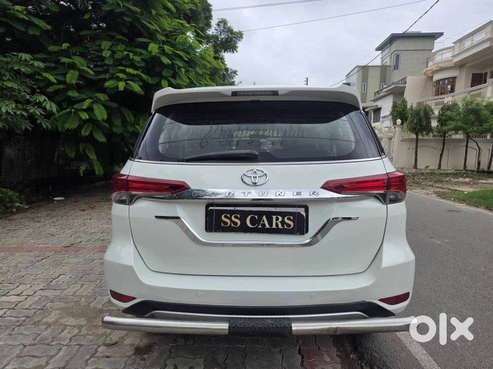 Toyota Fortuner 4x2 At 2.8 Diesel, 2019, Diesel