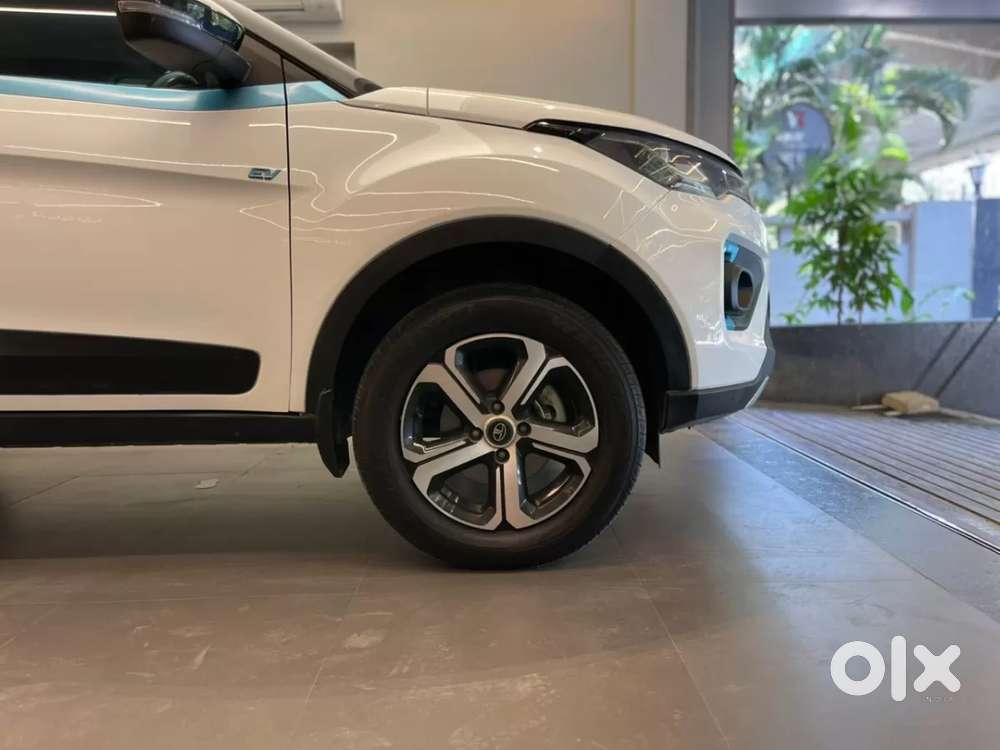 Tata Nexon Ev Xz Plus, 2022, Electric