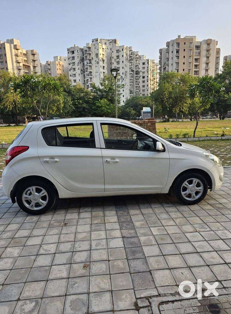 Hyundai I20 Petrol Asta, 2012, Petrol