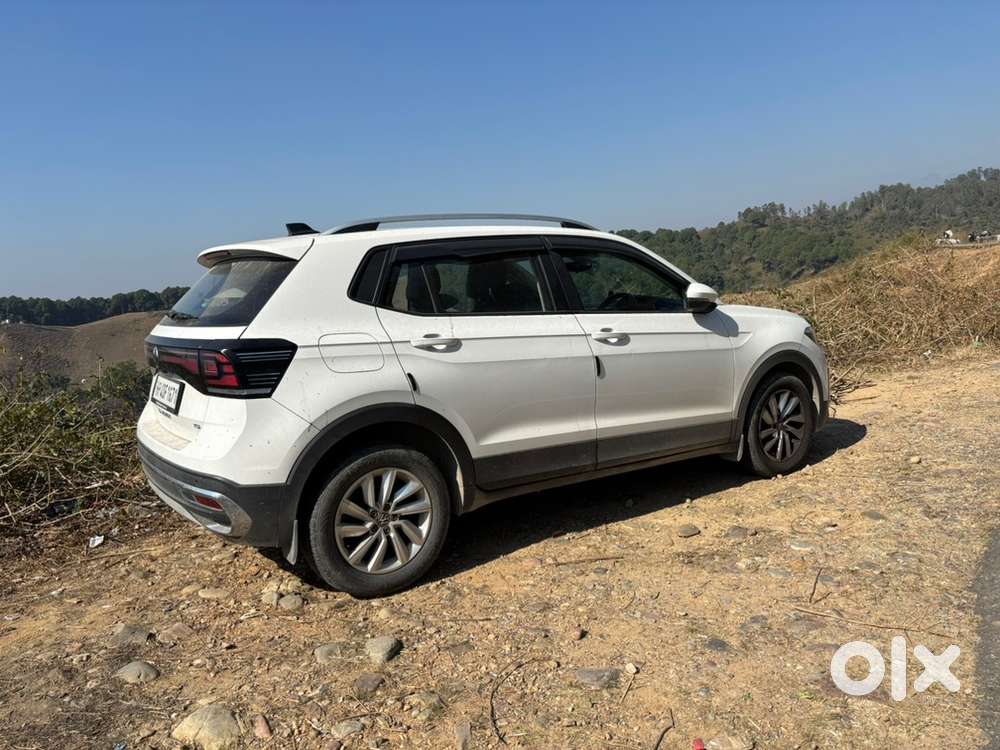 Volkswagen Taigun 2024 Petrol 27000 Km Driven