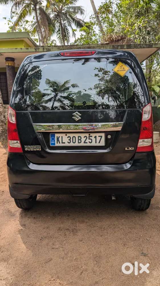 Wagon R Lxi 2011 Black Colour With 2 Door Power Window