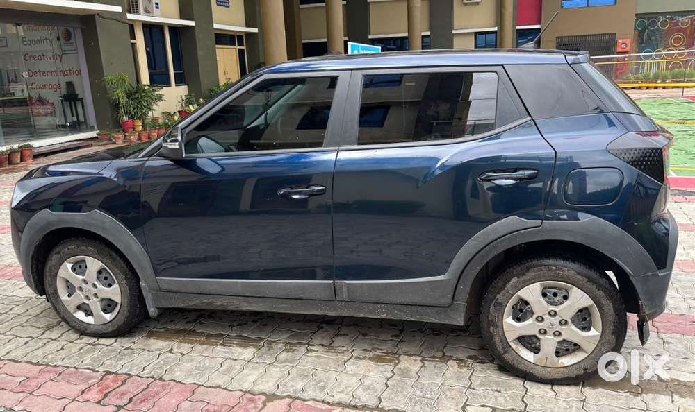 Mahindra Xuv 3xo Petrol Manual 2025
