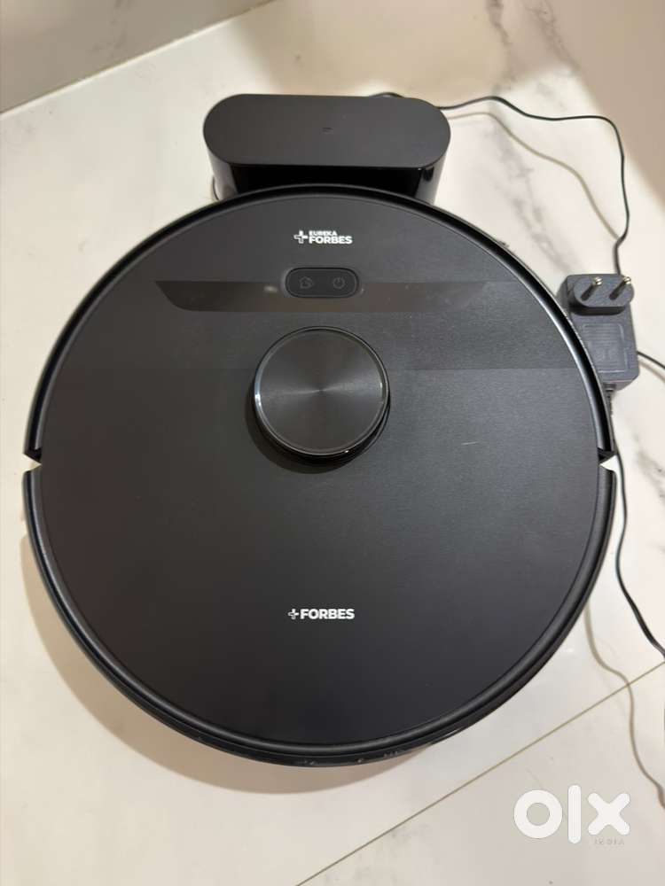 Eureka Forbes SmartClean Robot Vacuum Cleaner with Home Mapping PRO