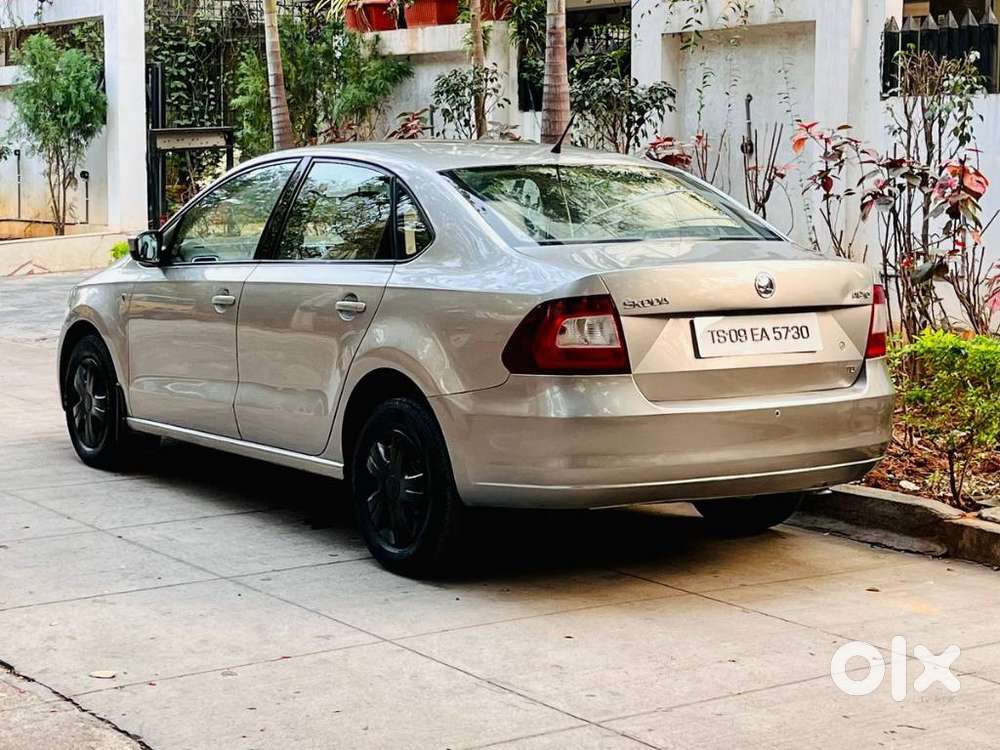 Skoda Rapid Ambition 1.6 Tdi Cr Manual Plus, 2014, Diesel