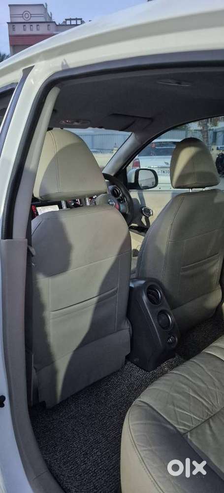 Nissan Sunny Special Edition, 2015, Petrol