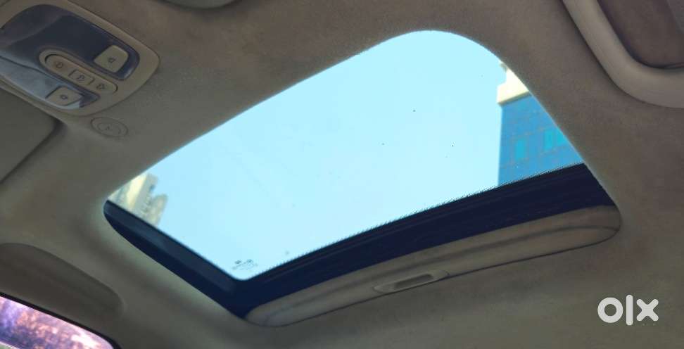 Hyundai I10 Asta Sunroof At, 2011, Petrol