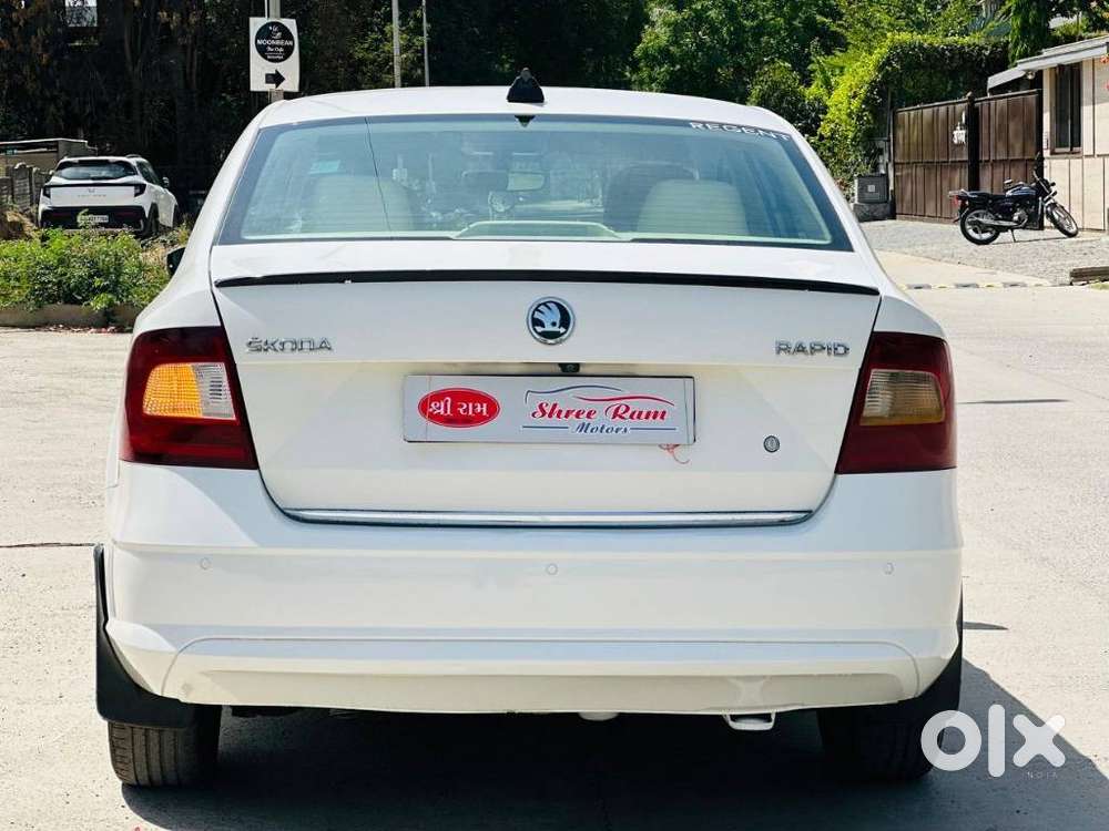 Skoda Rapid 1.0 Style At, 2021, Petrol