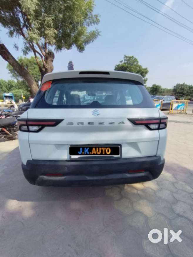 Maruti Suzuki Brezza 1.5 Lxi Cng, 2023, Petrol