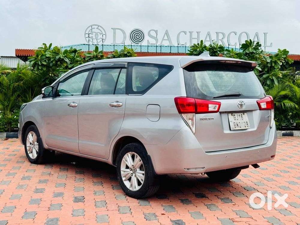 Toyota Innova Crysta 2.8 Z, 2016, Diesel