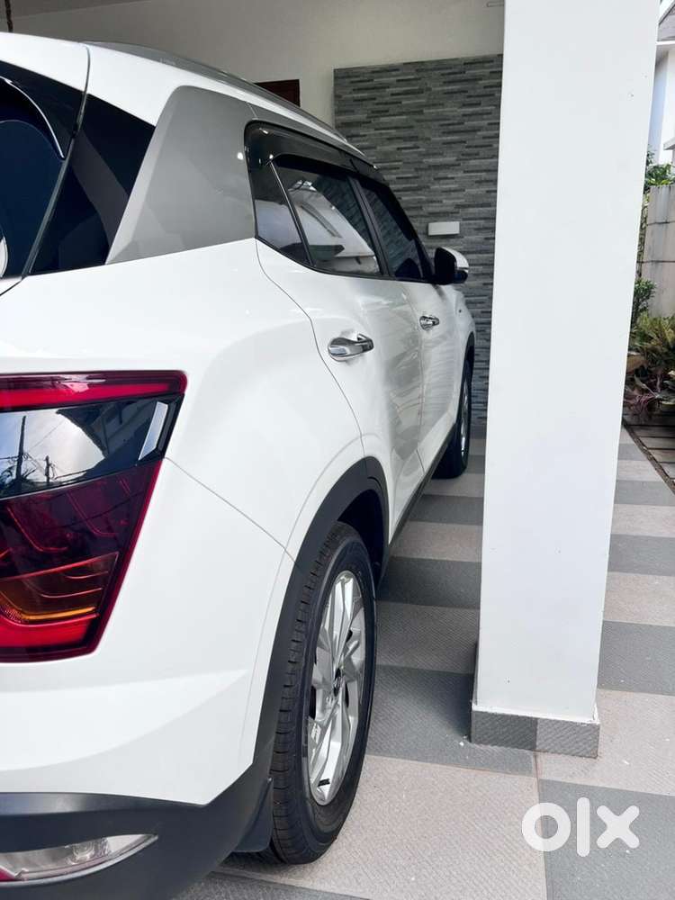 Hyundai Creta 1.5 Sx Petrol 2023 (august Registration)
