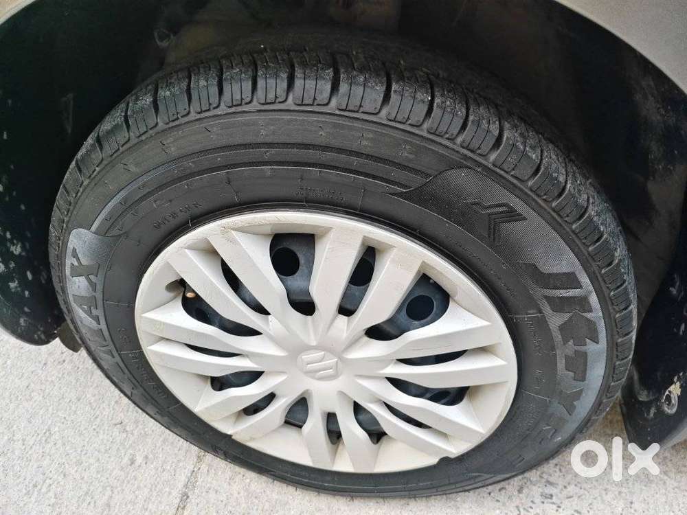 Maruti Suzuki Swift Dzire 1.3 Vxi, 2021, Petrol