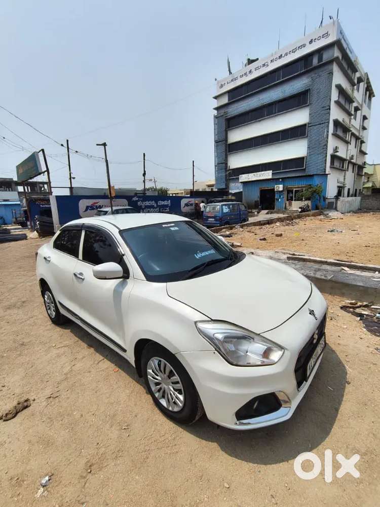 Maruti Suzuki Swift Dzire 2017 Diesel 128000 Km Driven