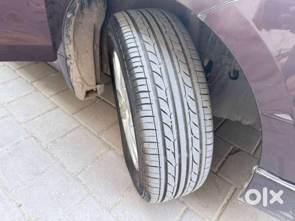 Maruti Suzuki Ertiga 1.4 Vxi Cng Anniversary Edition, 2018, Cng & Hy..