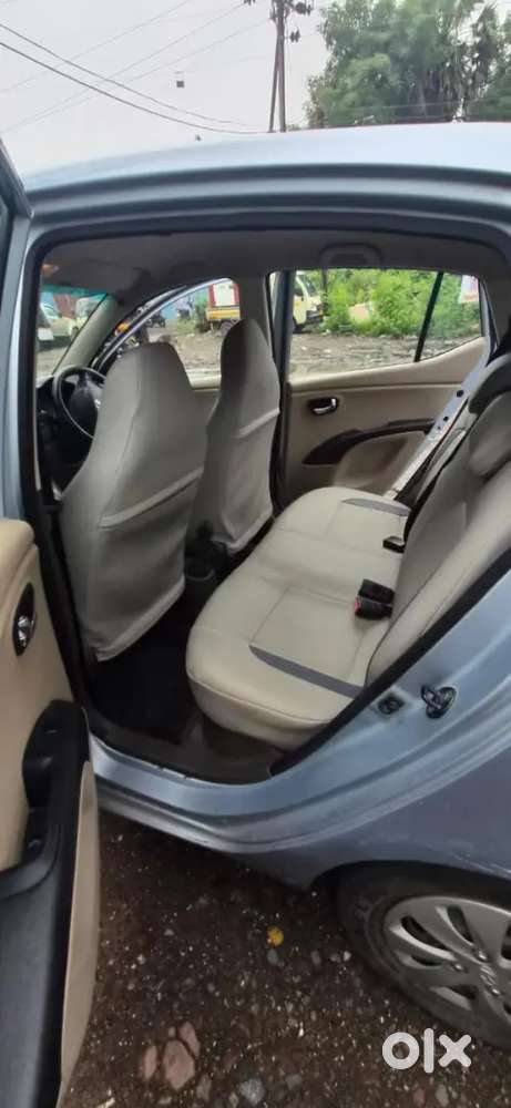 Hyundai I10 Sportz 2011