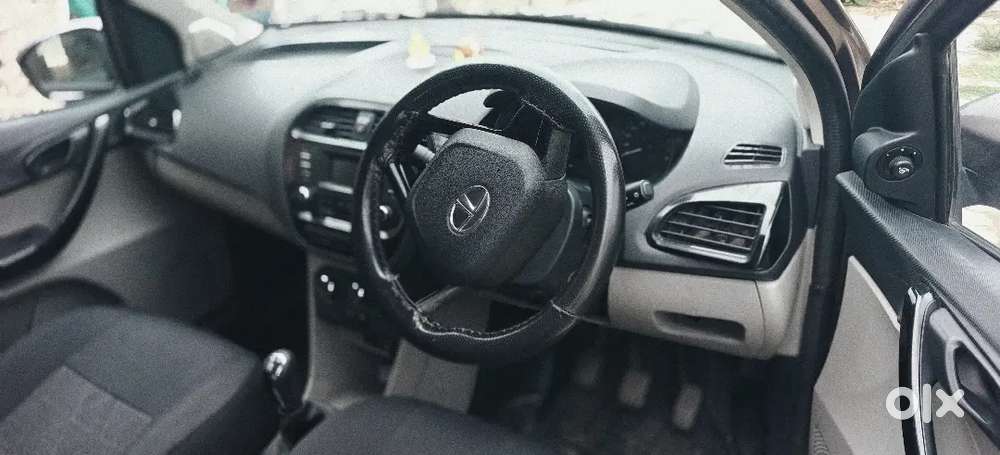 Tata Tiago Revotron Xt 2018