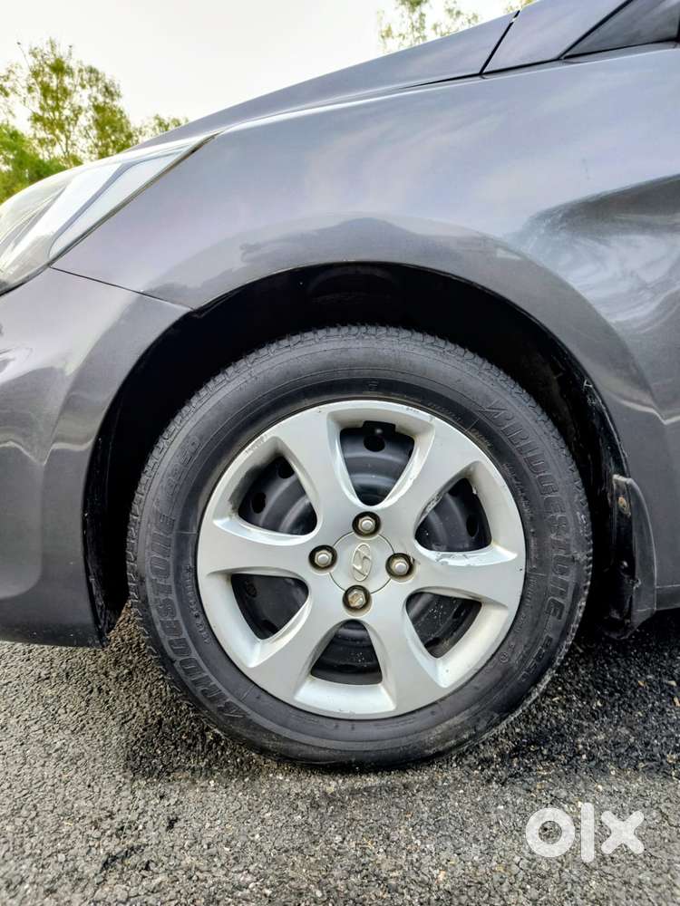 Hyundai Verna 1.4 Vtvt, 2013, Petrol