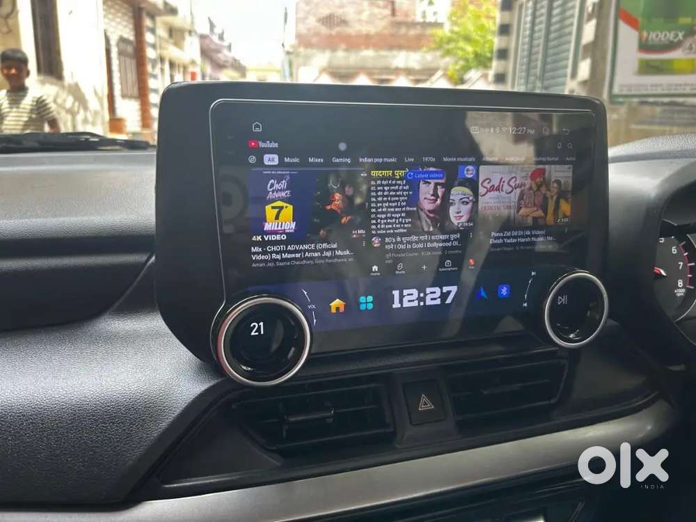 Maruti Suzuki Swift 2024 December Push Button Start