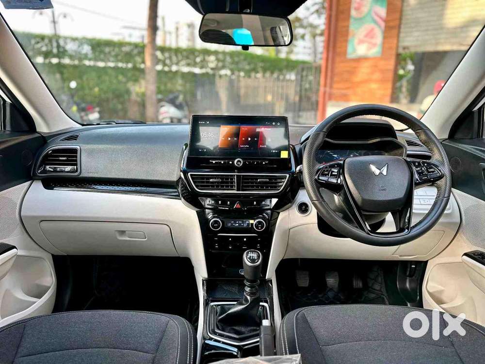 Mahindra Xuv 3xo Ax5 Ds Mt, 2025, Diesel