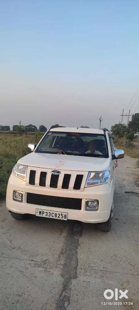 Turbo Diesel 7 Seater  22+ Milage Tyre Battery New With Warranty Card