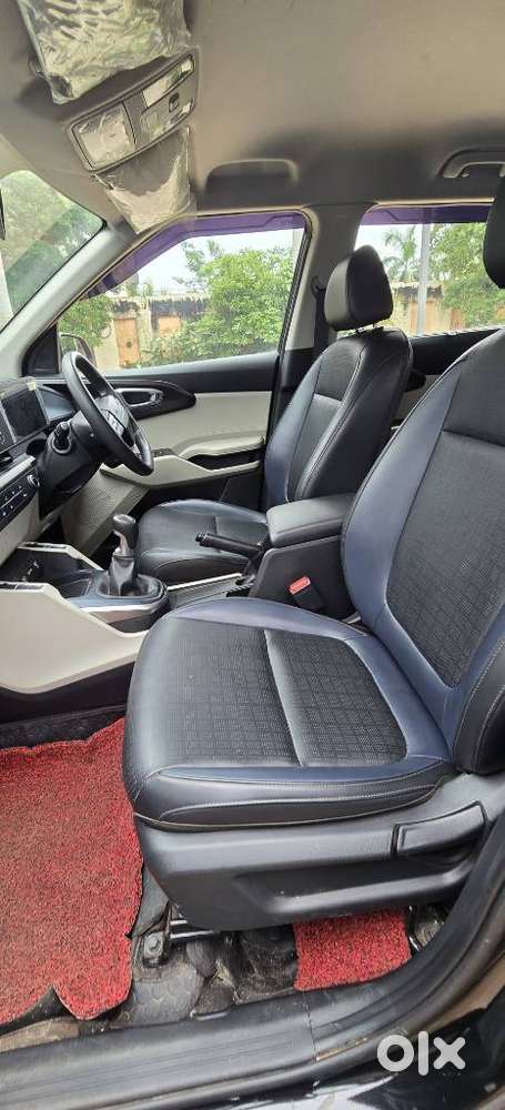 Kia Carens Clavis G 1.5 6mt Hte(o) 7-seater, 2025, Petrol