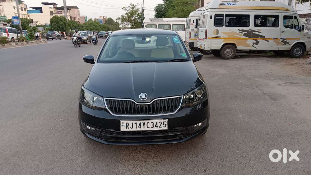 Skoda Rapid Elegance 1.6 Mpfi At, 2017, Petrol