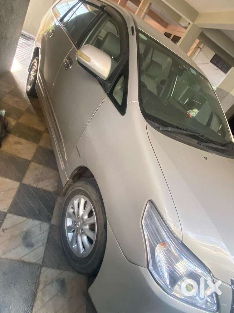 Toyota Innova 2013 Diesel Well Maintained