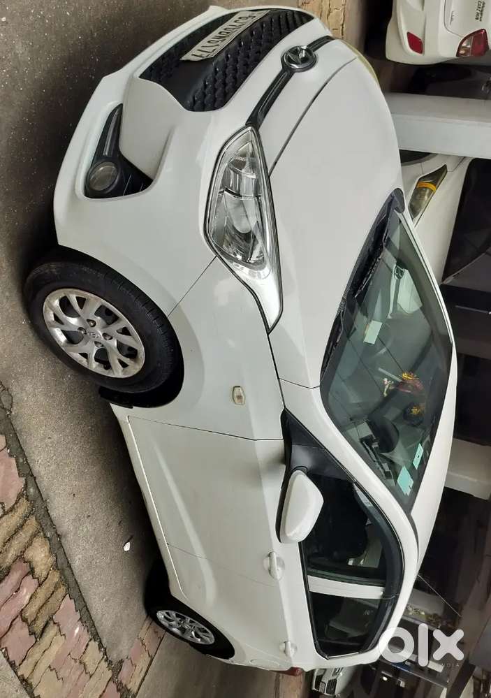  Hyundai Grand I10 Sportz Cng – For Sale