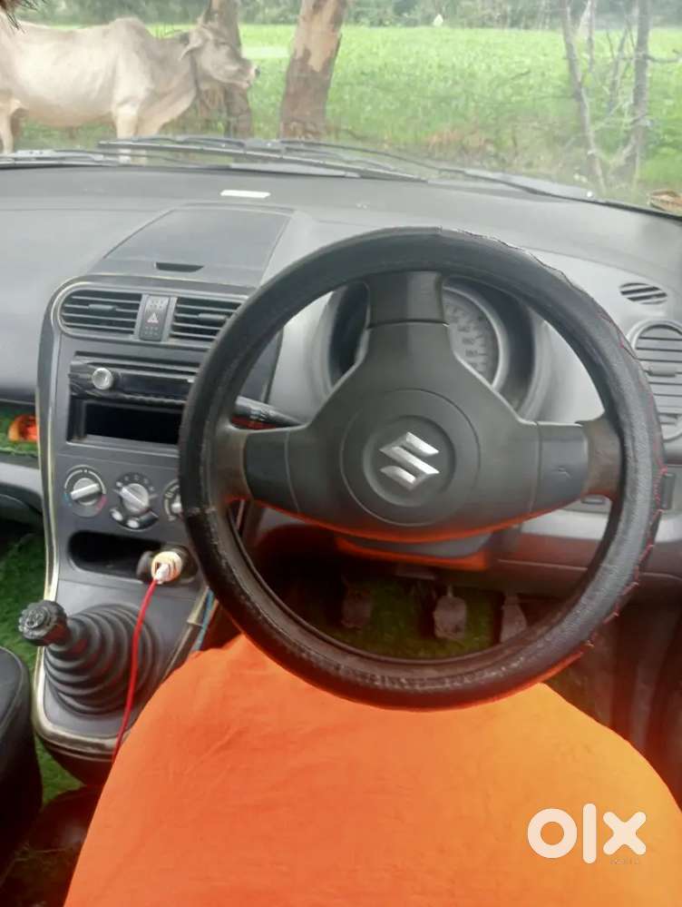 Maruti Suzuki Ritz 2010 डीज़ल मैन्युअल