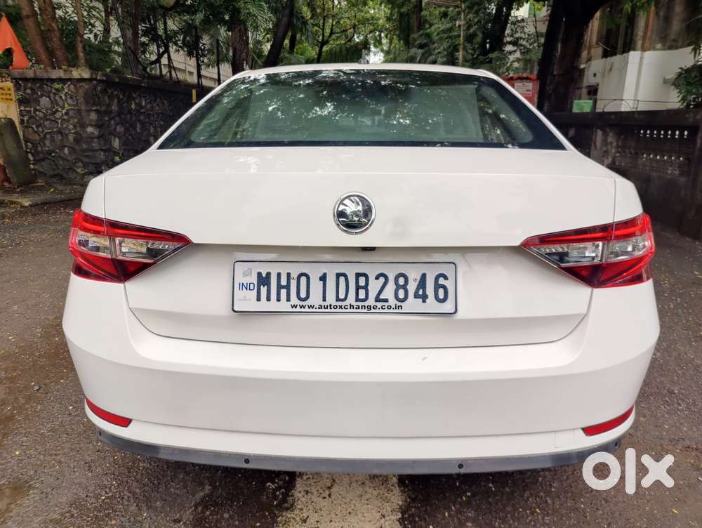 Skoda Superb Style 1.8 Tsi At, 2018, Petrol