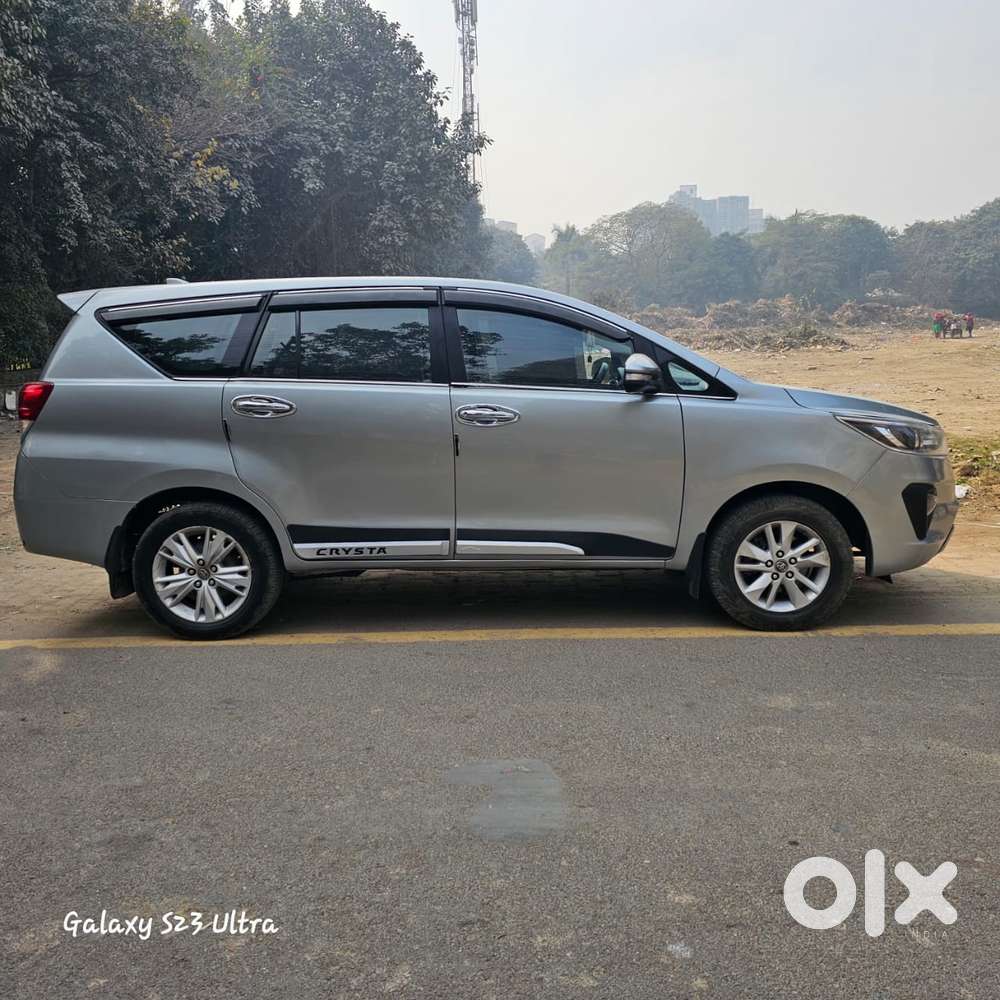 Toyota Innova Crysta