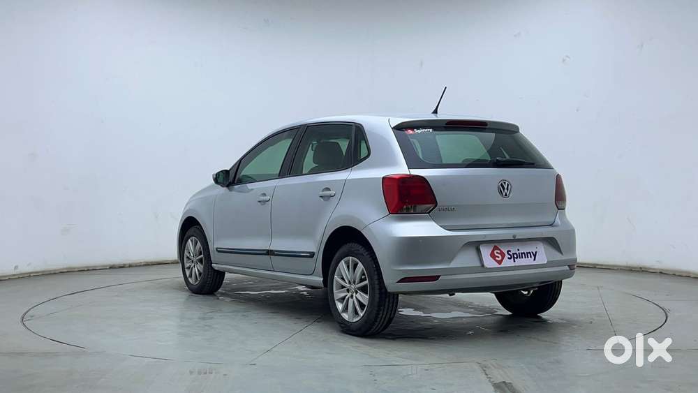 Volkswagen Polo Petrol Highline 1.2l, 2015, Petrol